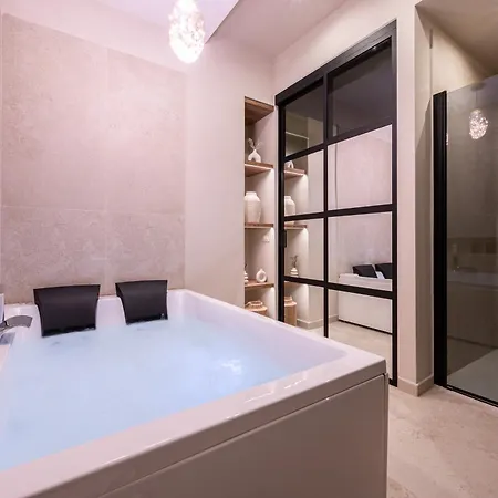 Madame Toledo Luxury 4* Neapol