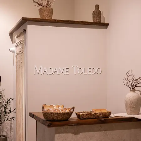 Madame Toledo Luxury 4* Neapol